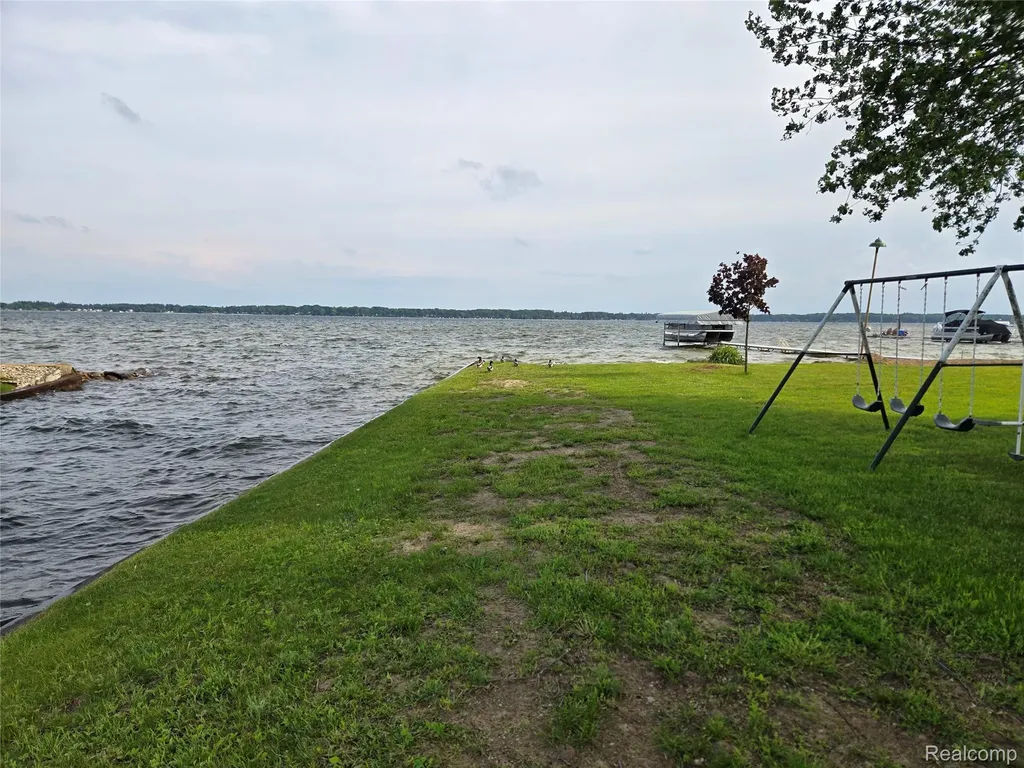 6783 W Northshore Drive Lake Township MI 49651