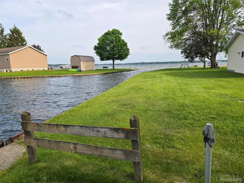 6783 W Northshore Drive Lake Township MI 49651
