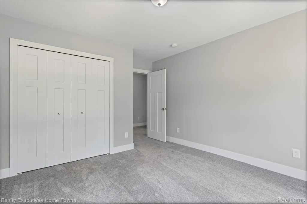 4429 River Road East China Township MI 48054