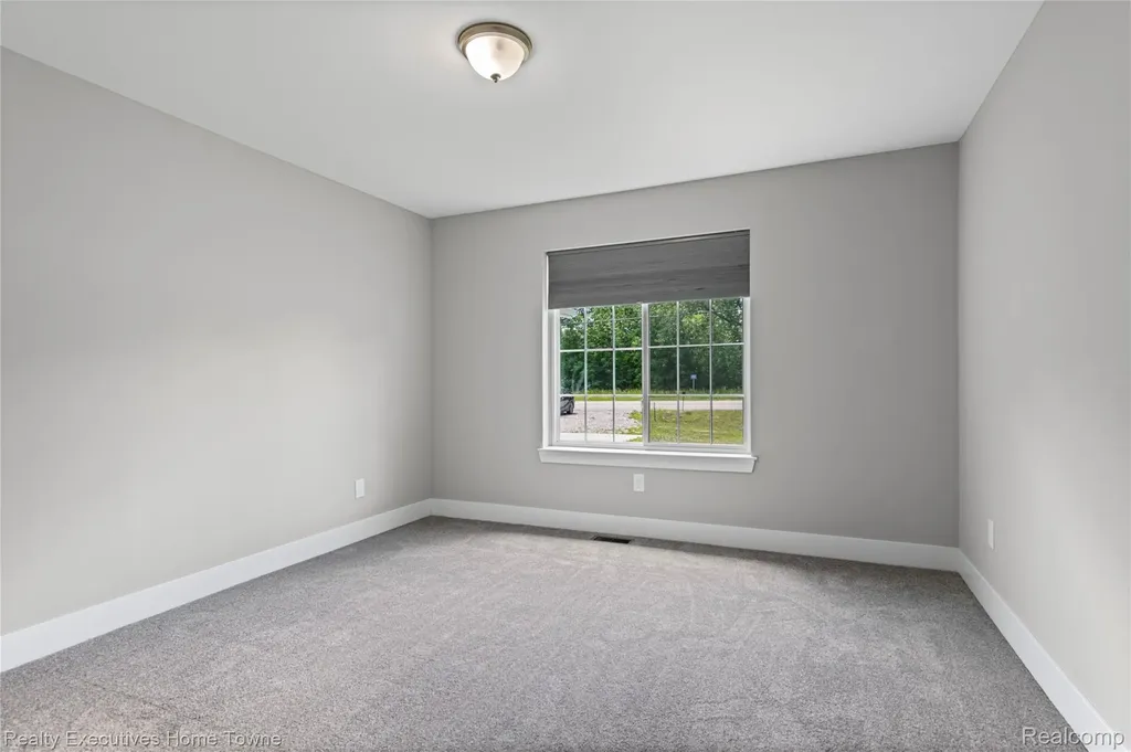 4429 River Road East China Township MI 48054