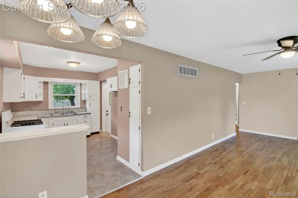 2730 Hillcrest Street Summit Township MI 49203