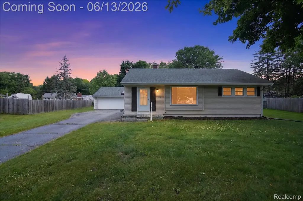 2730 Hillcrest Street Summit Township MI 49203