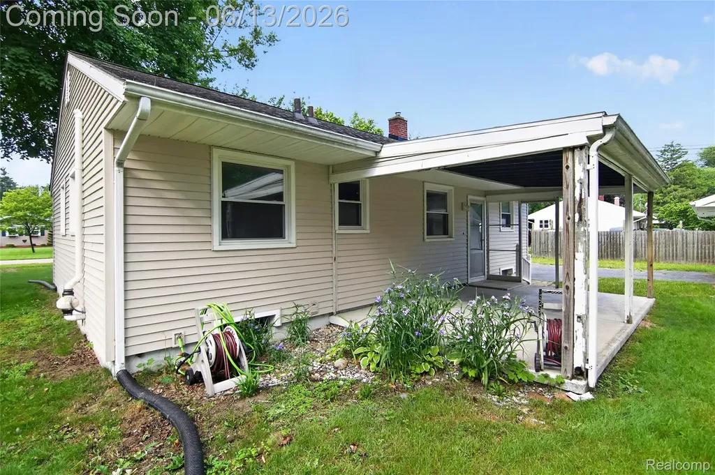 2730 Hillcrest Street Summit Township MI 49203