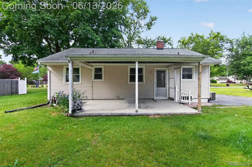 2730 Hillcrest Street Summit Township MI 49203