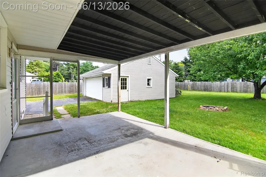 2730 Hillcrest Street Summit Township MI 49203