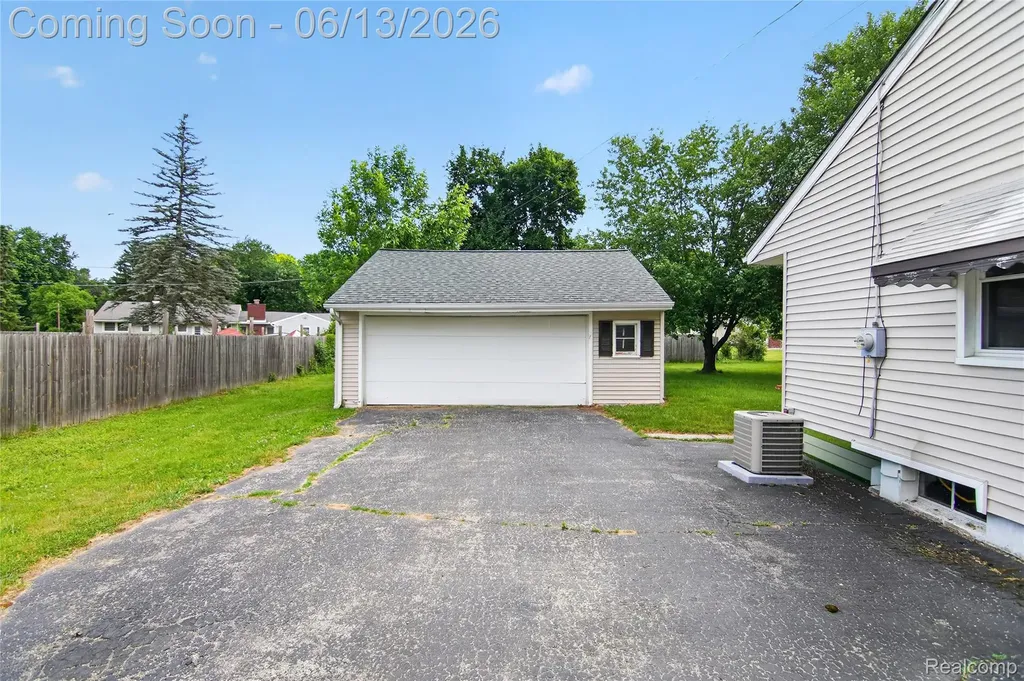 2730 Hillcrest Street Summit Township MI 49203