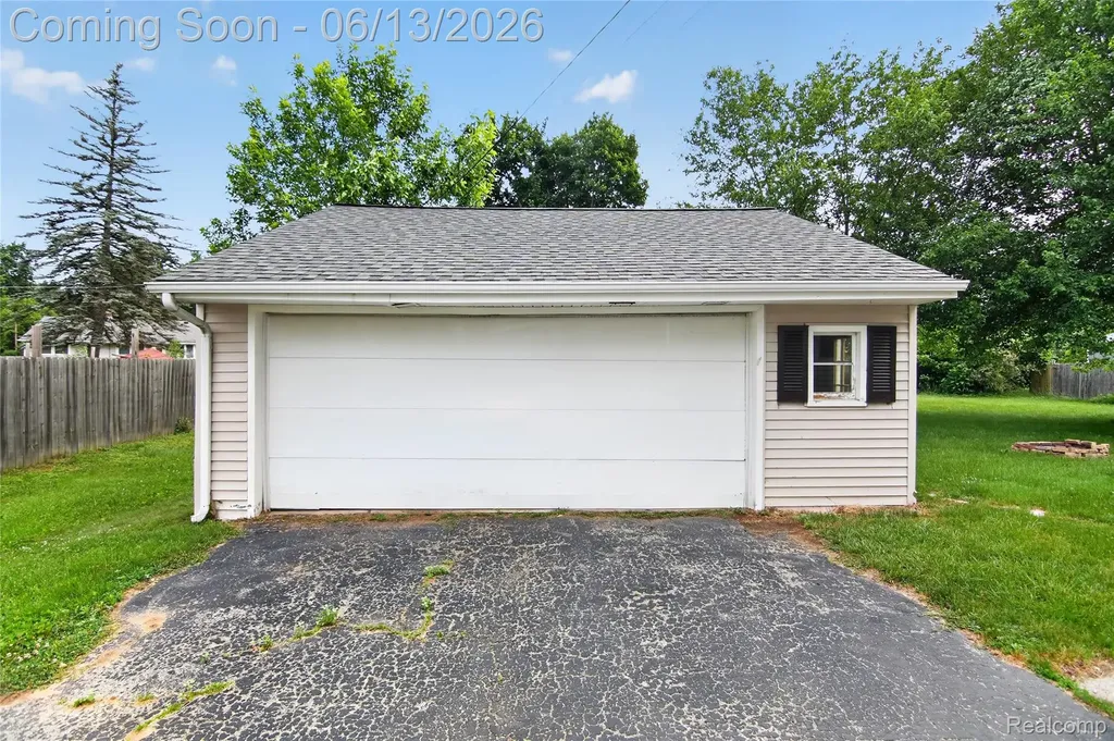 2730 Hillcrest Street Summit Township MI 49203
