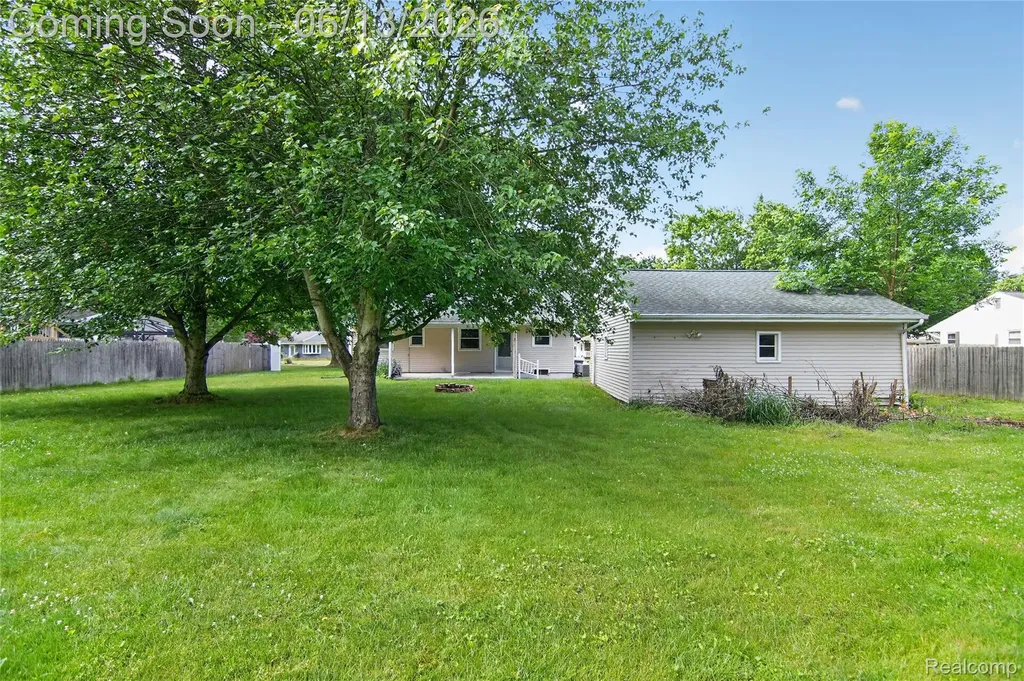 2730 Hillcrest Street Summit Township MI 49203