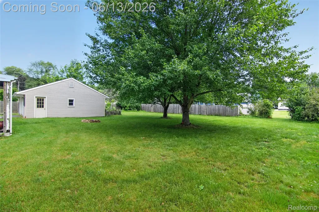 2730 Hillcrest Street Summit Township MI 49203