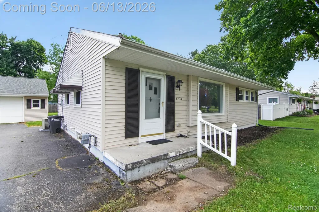2730 Hillcrest Street Summit Township MI 49203