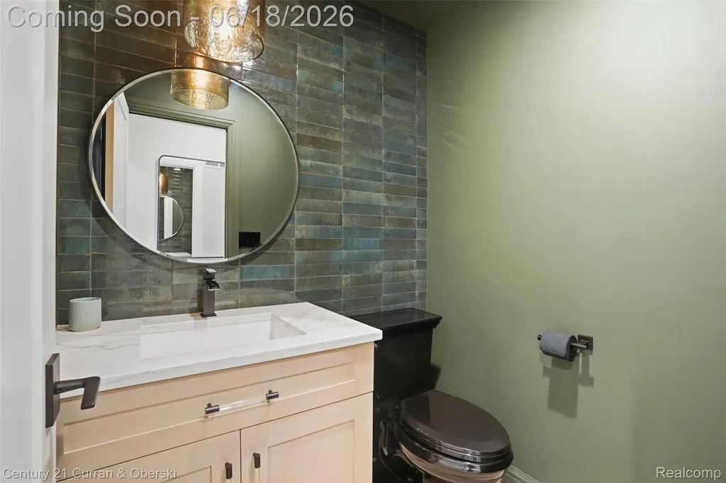 42149 Crestview Circle Northville City MI 48168