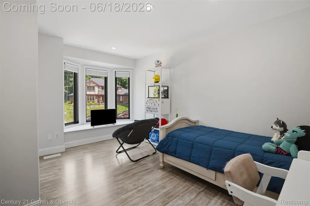 42149 Crestview Circle Northville City MI 48168