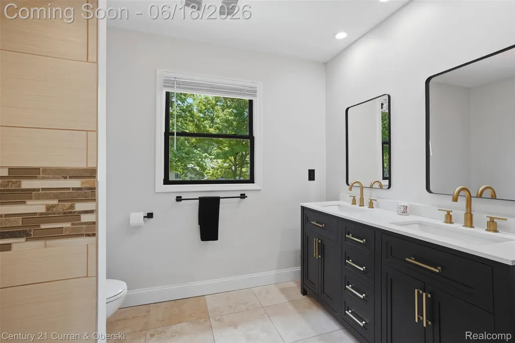 42149 Crestview Circle Northville City MI 48168