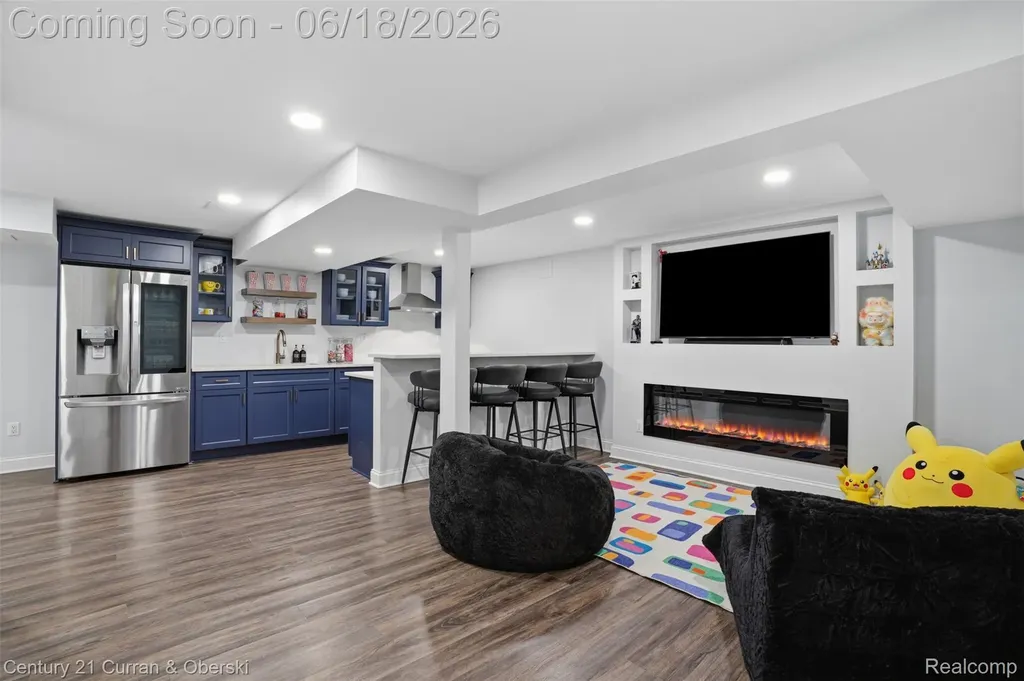 42149 Crestview Circle Northville City MI 48168