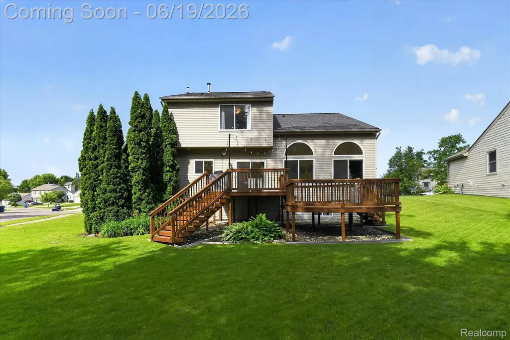 2718 Moosewood Drive Waterford Charter Township MI 48329