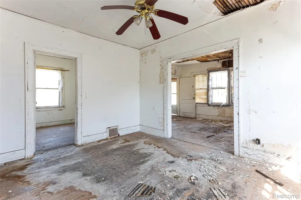 2223 Gray Street Detroit City MI 48215