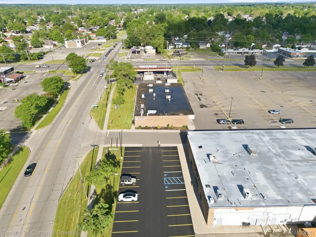 8028 N Middlebelt Road Westland City MI 48185