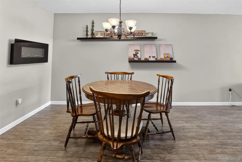 925 Kennely Road Thomas Township MI 48609