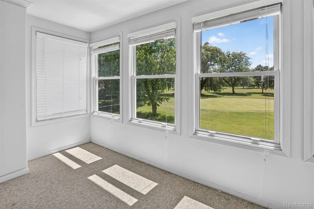 925 Kennely Road Thomas Township MI 48609