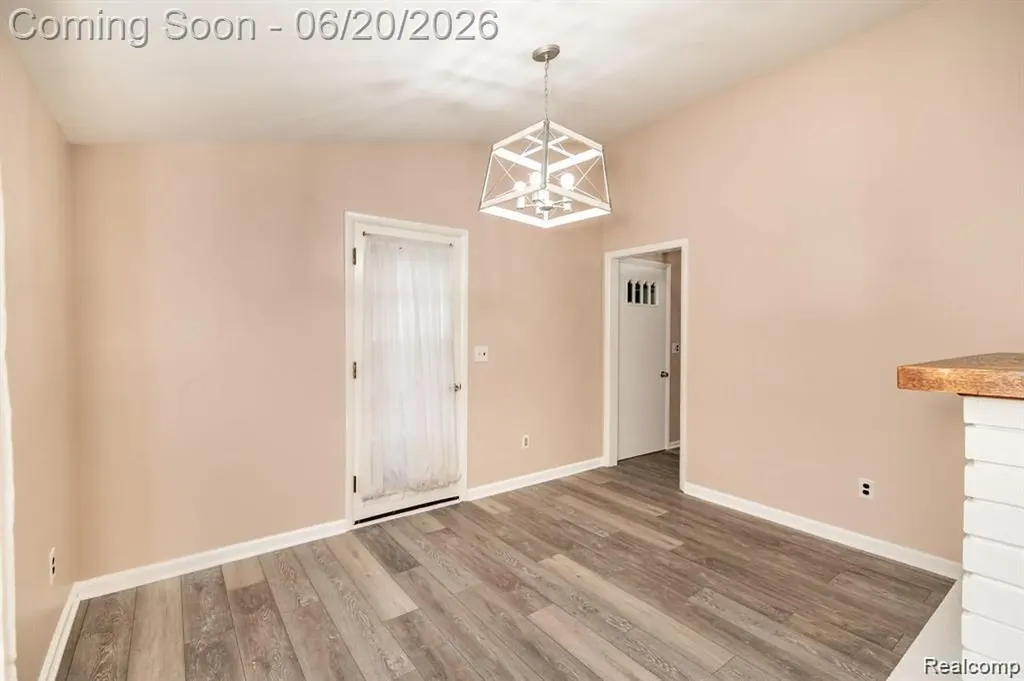 1239 Ashover Drive Bloomfield Charter Township MI 48304