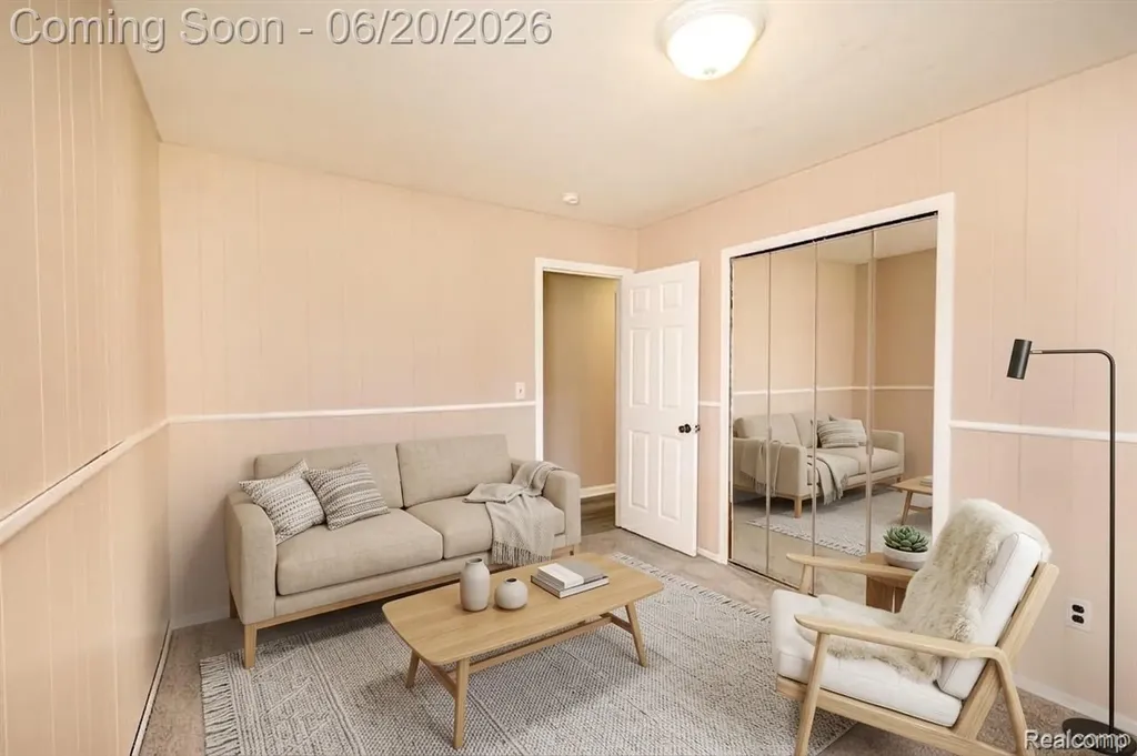 1239 Ashover Drive Bloomfield Charter Township MI 48304