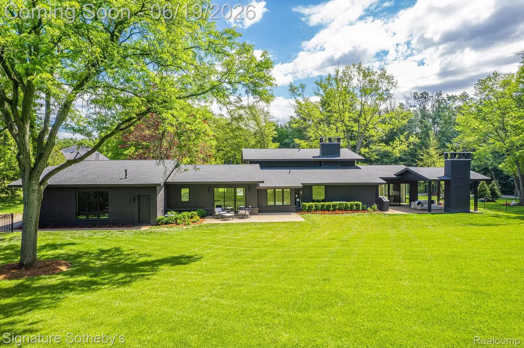 4340 Charing Cross Road Bloomfield Hills City MI 48304