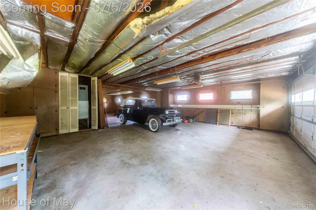 12054 Belleville Road Van Buren Charter Township MI 48111