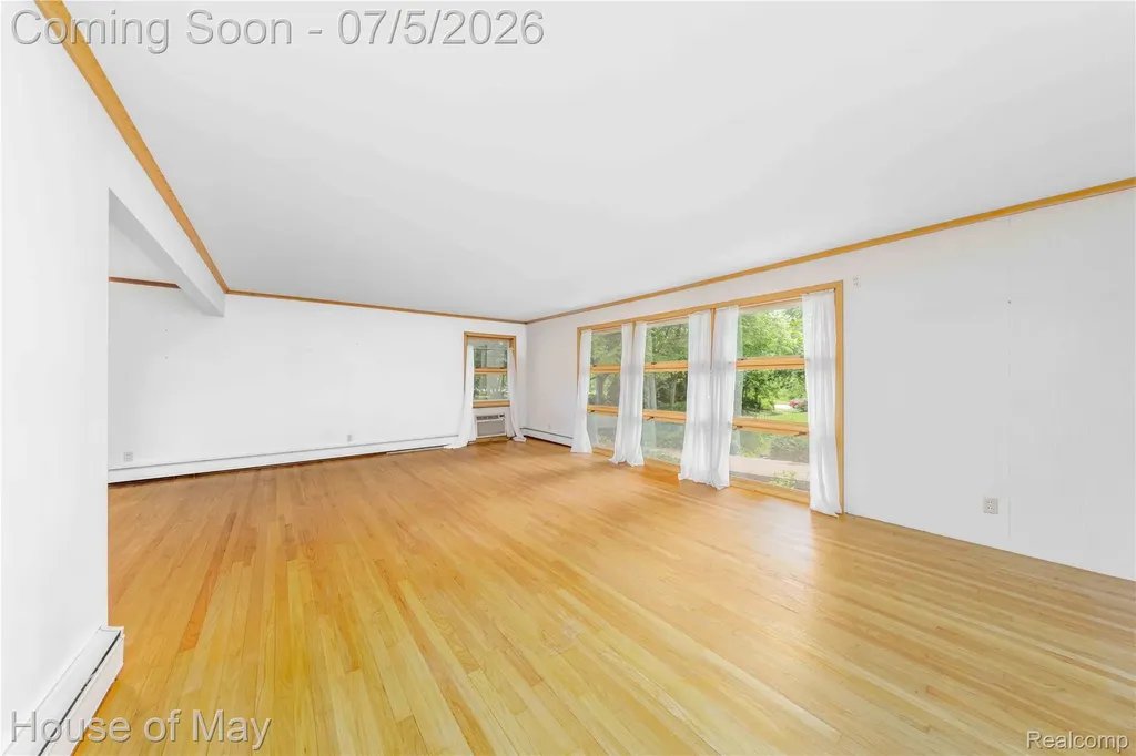12054 Belleville Road Van Buren Charter Township MI 48111
