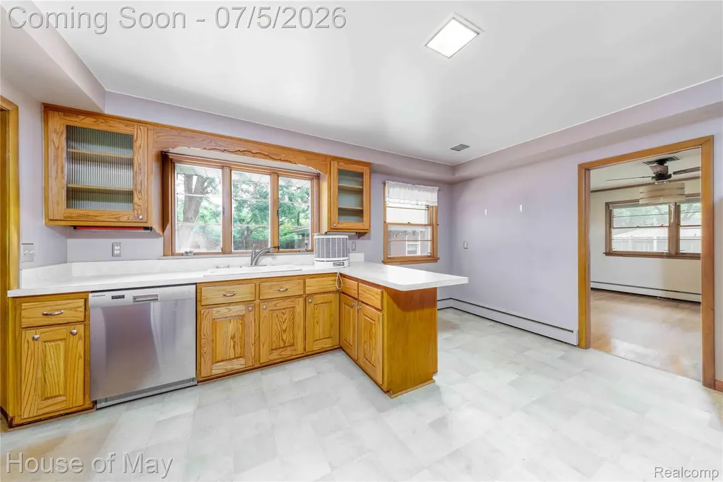 12054 Belleville Road Van Buren Charter Township MI 48111
