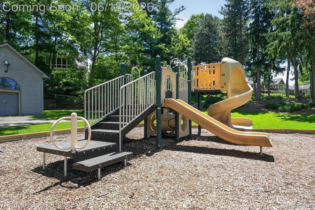 4632 Villa France Drive N Genoa Township MI 48116