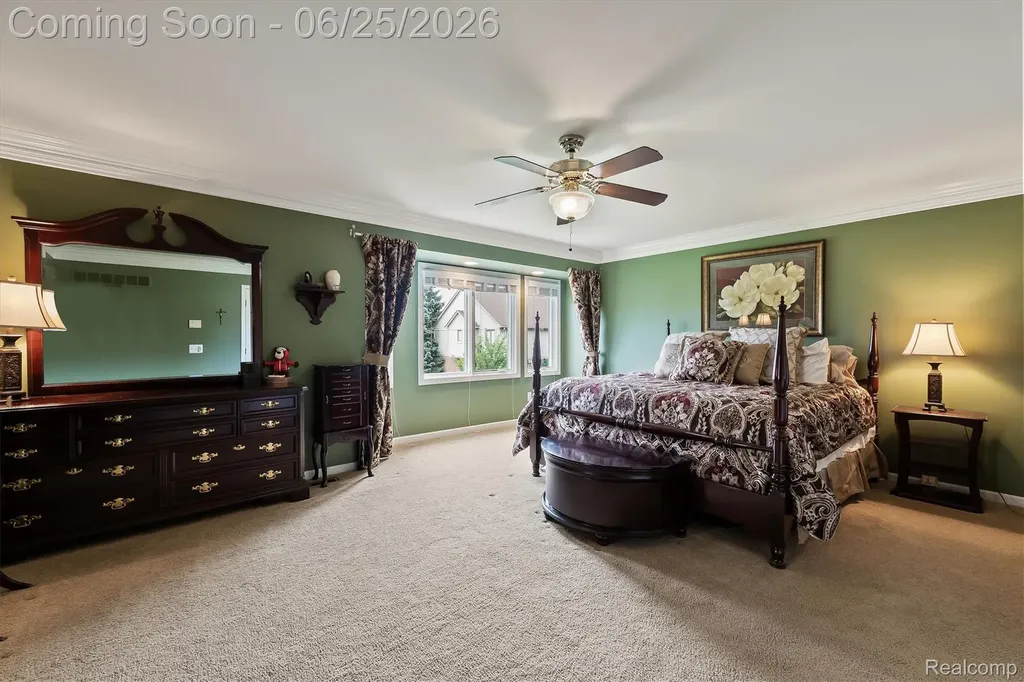 3612 Sleepy Fox Drive Rochester Hills City MI 48309