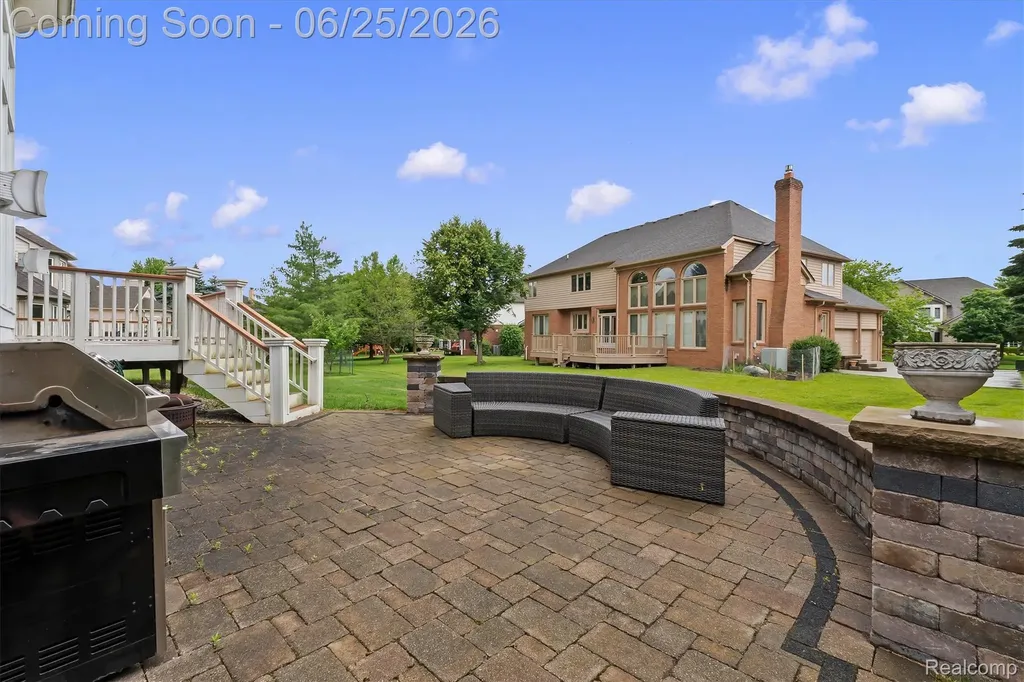3612 Sleepy Fox Drive Rochester Hills City MI 48309