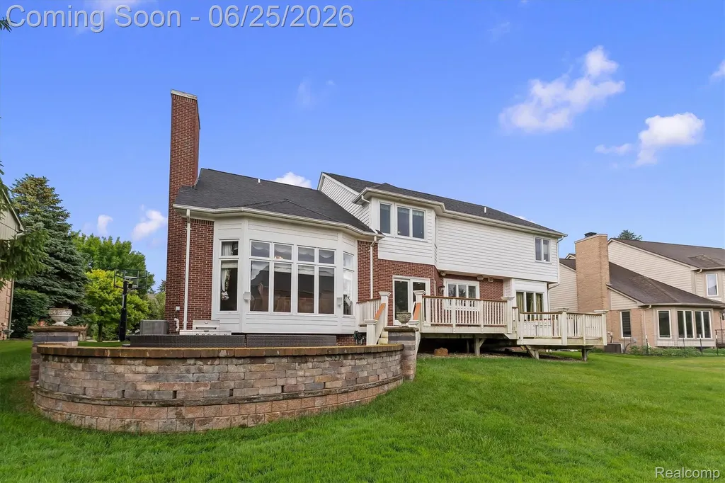3612 Sleepy Fox Drive Rochester Hills City MI 48309