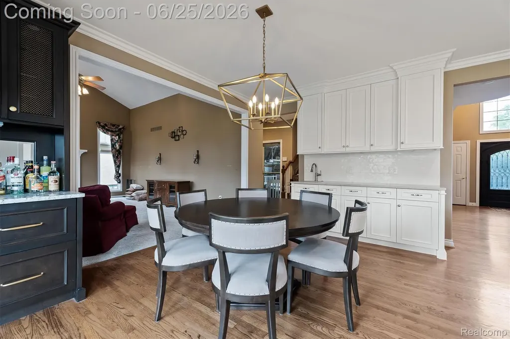 3612 Sleepy Fox Drive Rochester Hills City MI 48309