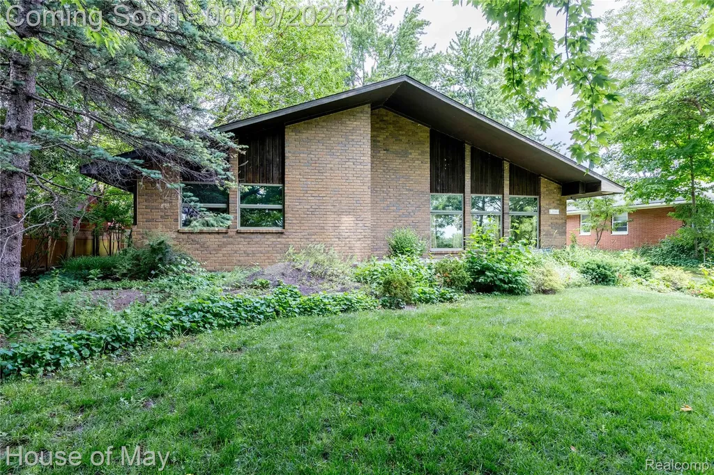 12080 Belleville Road Van Buren Charter Township MI 48111