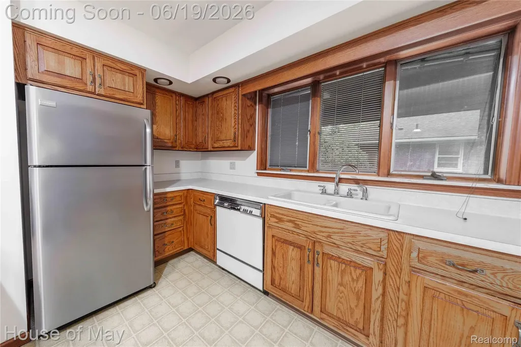 12080 Belleville Road Van Buren Charter Township MI 48111