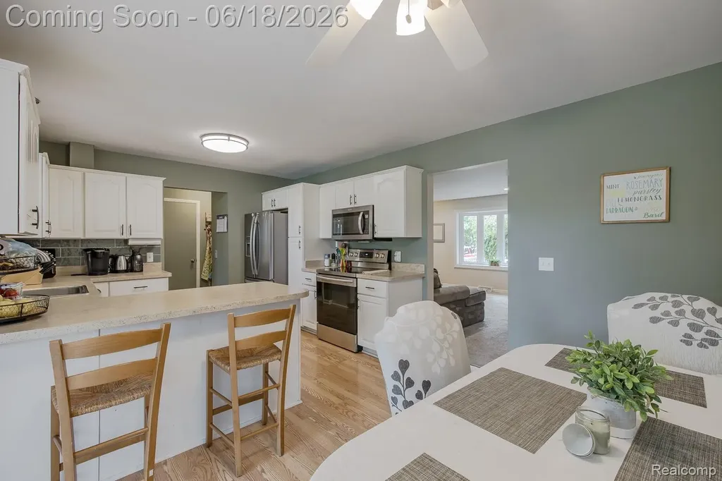 880 Joslyn Road Orion Charter Township MI 48362
