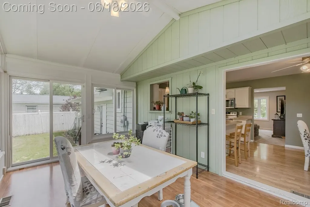 880 Joslyn Road Orion Charter Township MI 48362