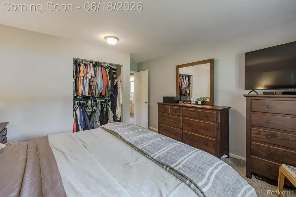 880 Joslyn Road Orion Charter Township MI 48362