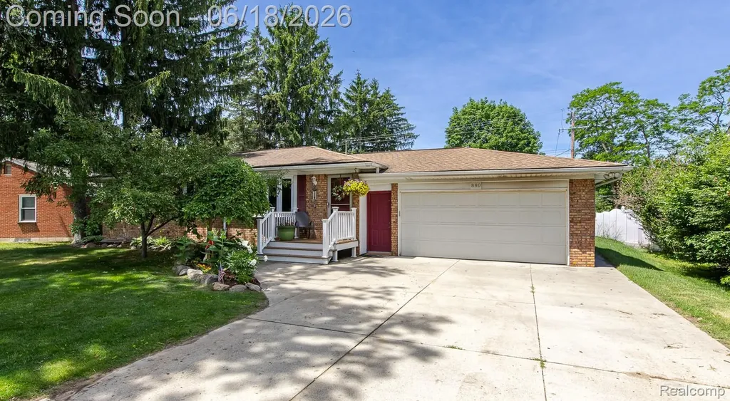 880 Joslyn Road Orion Charter Township MI 48362