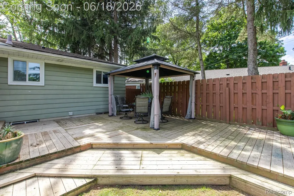 880 Joslyn Road Orion Charter Township MI 48362