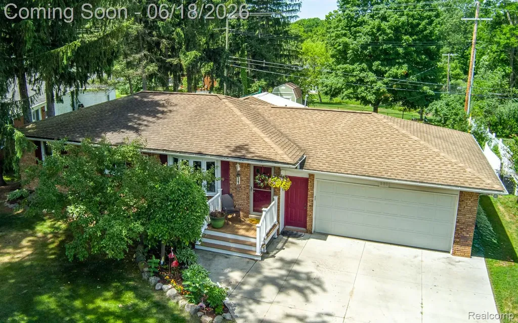 880 Joslyn Road Orion Charter Township MI 48362