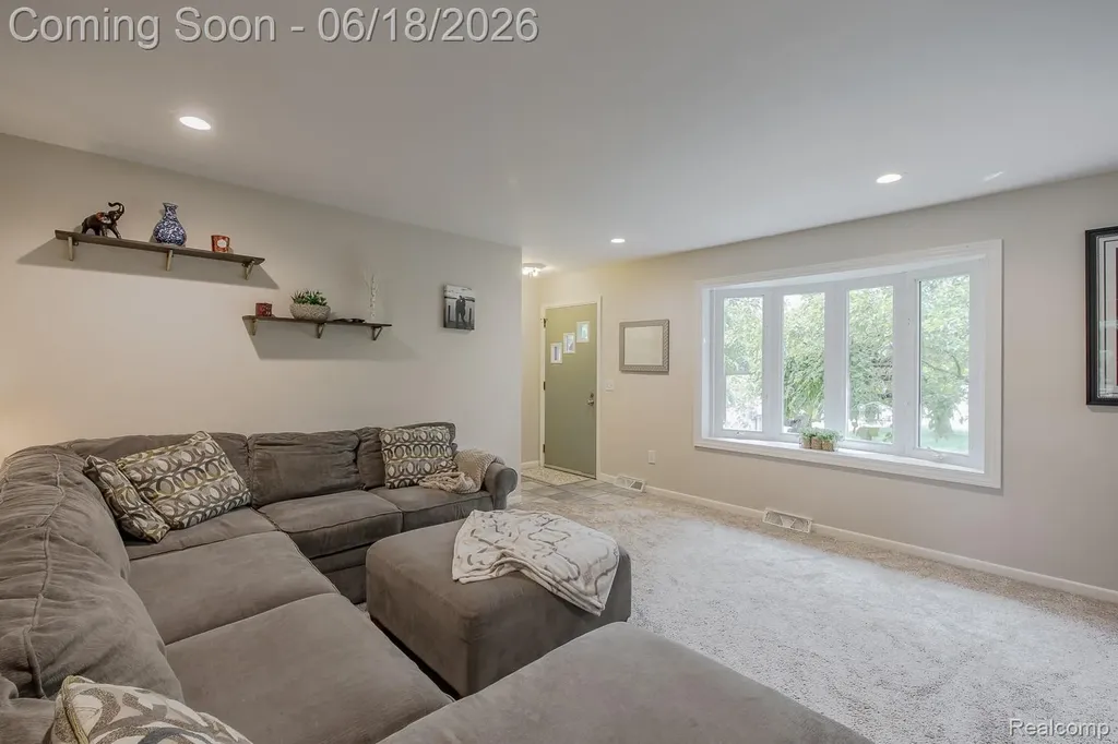 880 Joslyn Road Orion Charter Township MI 48362