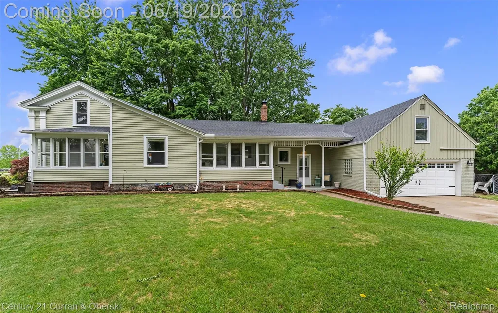 36235 7 Mile Road Livonia City MI 48152