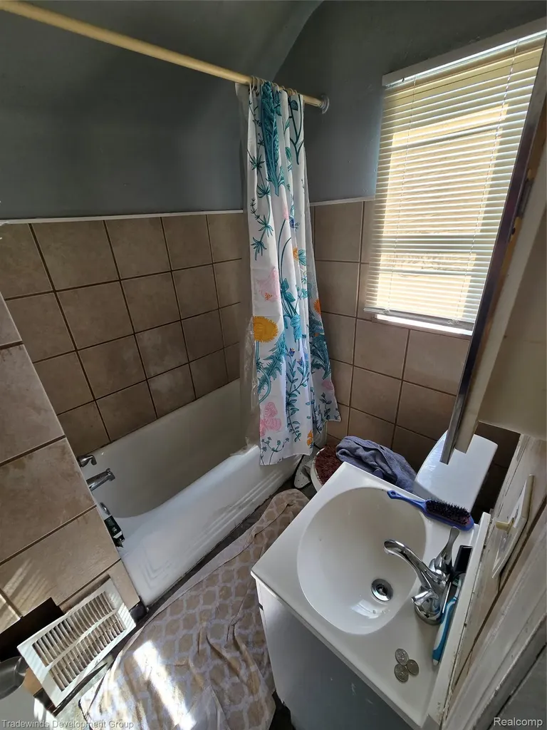 7607 Dobel Street Detroit City MI 48234