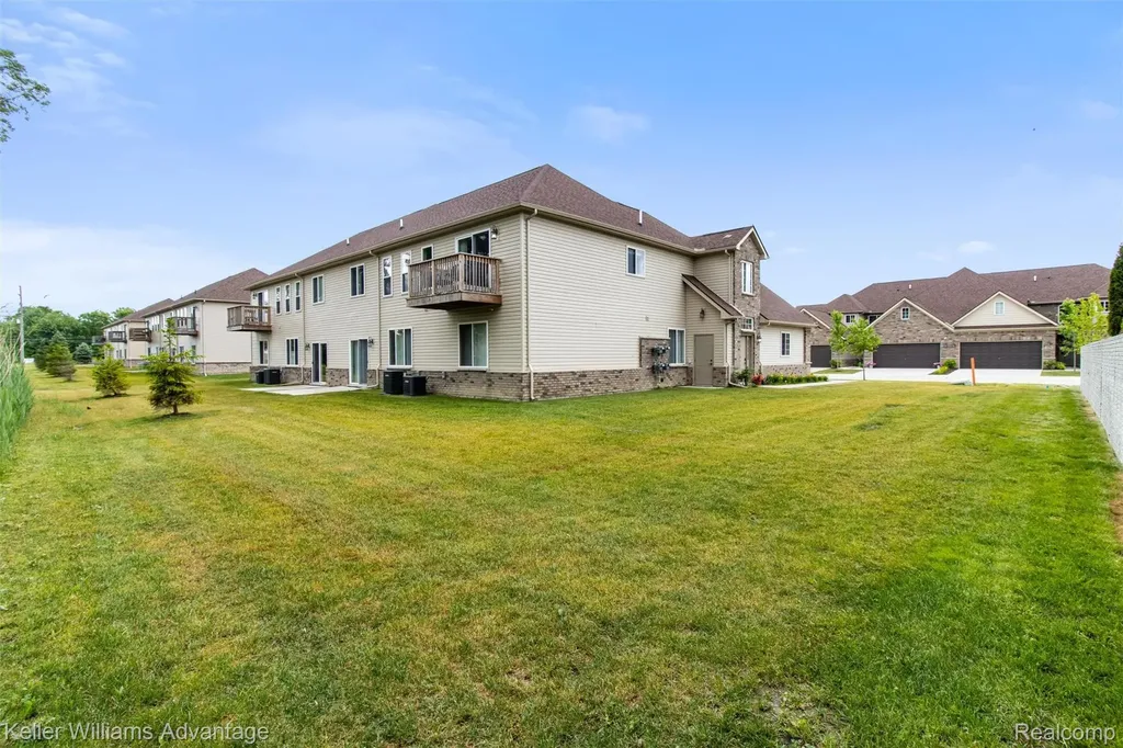 16595 Savor Lane Clinton Charter Township MI 48035