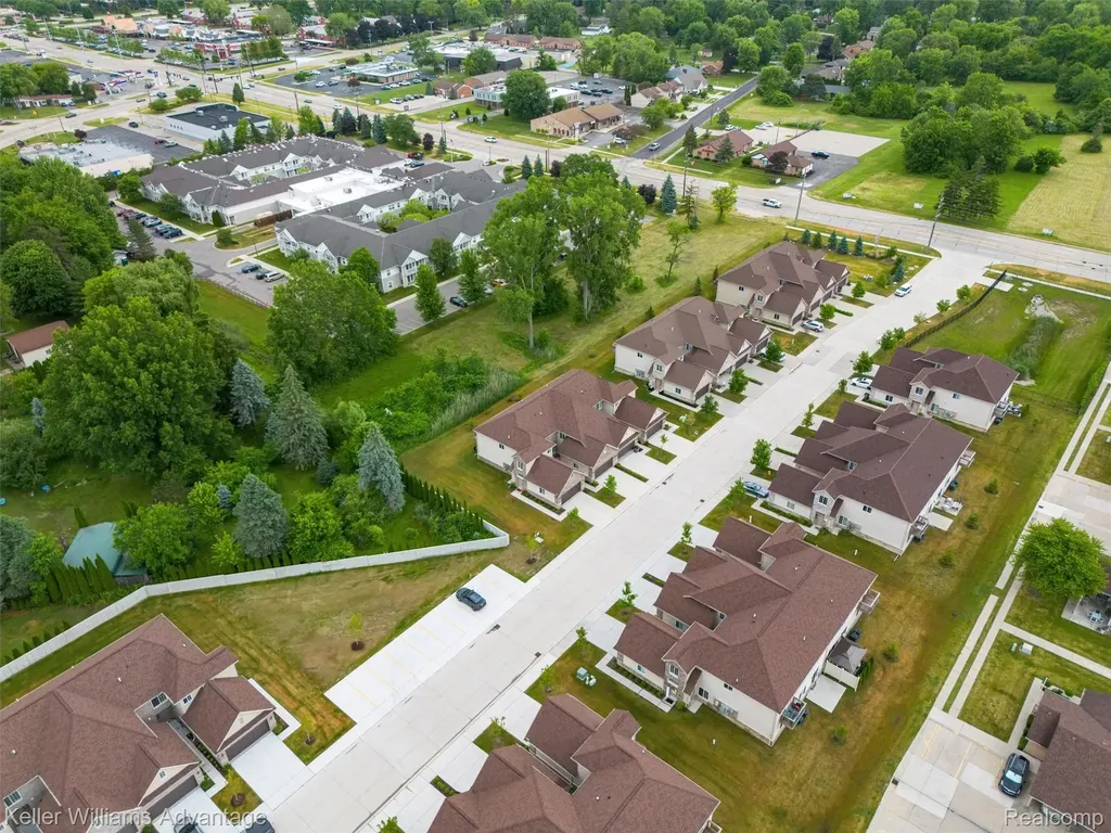 16595 Savor Lane Clinton Charter Township MI 48035