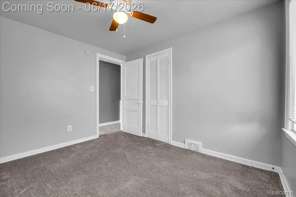20114 Regent Drive Detroit City MI 48205