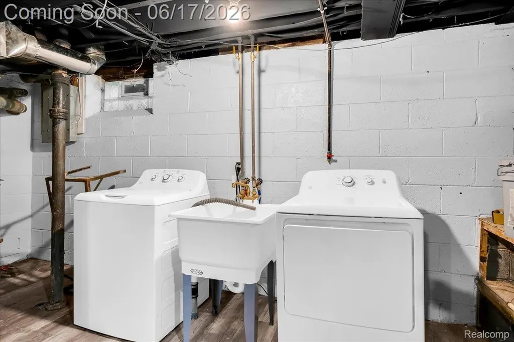 20114 Regent Drive Detroit City MI 48205