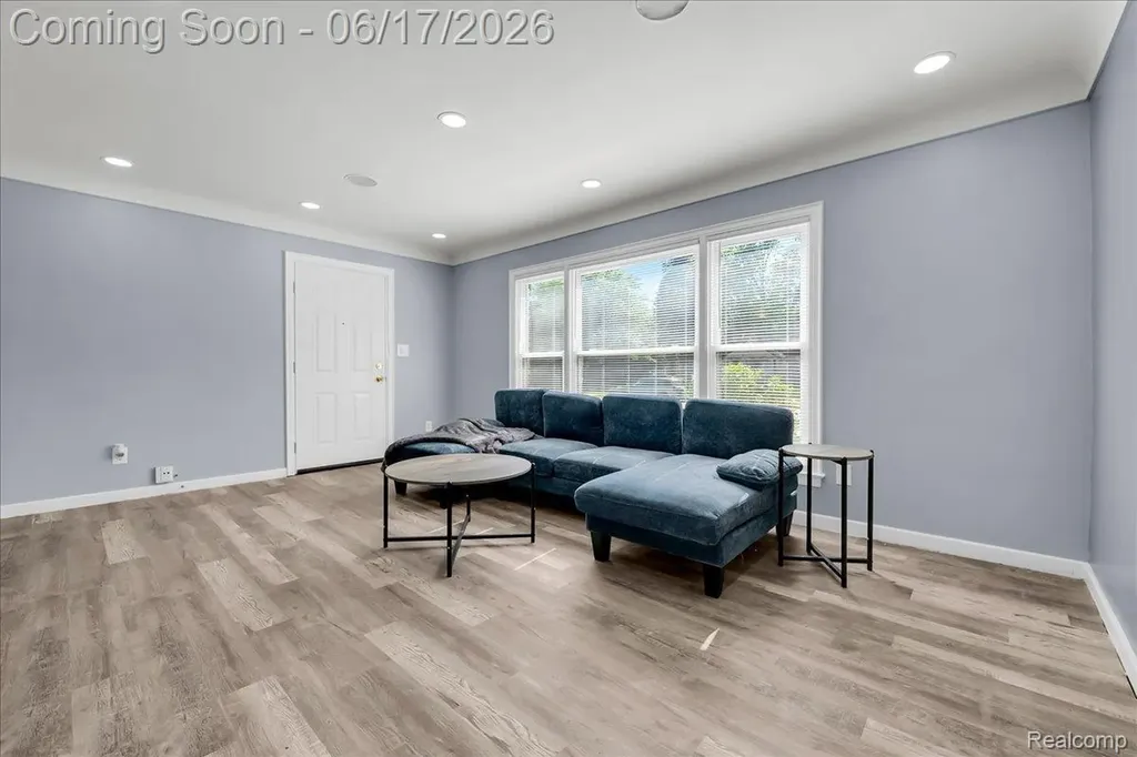 20114 Regent Drive Detroit City MI 48205